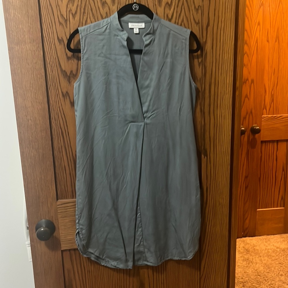 Prologue dress size small